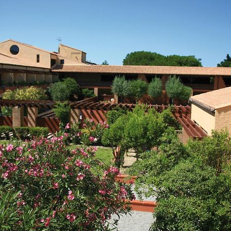 Lagrange Vacances Residence Du Golf Saint-Cyprien  Exterior photo