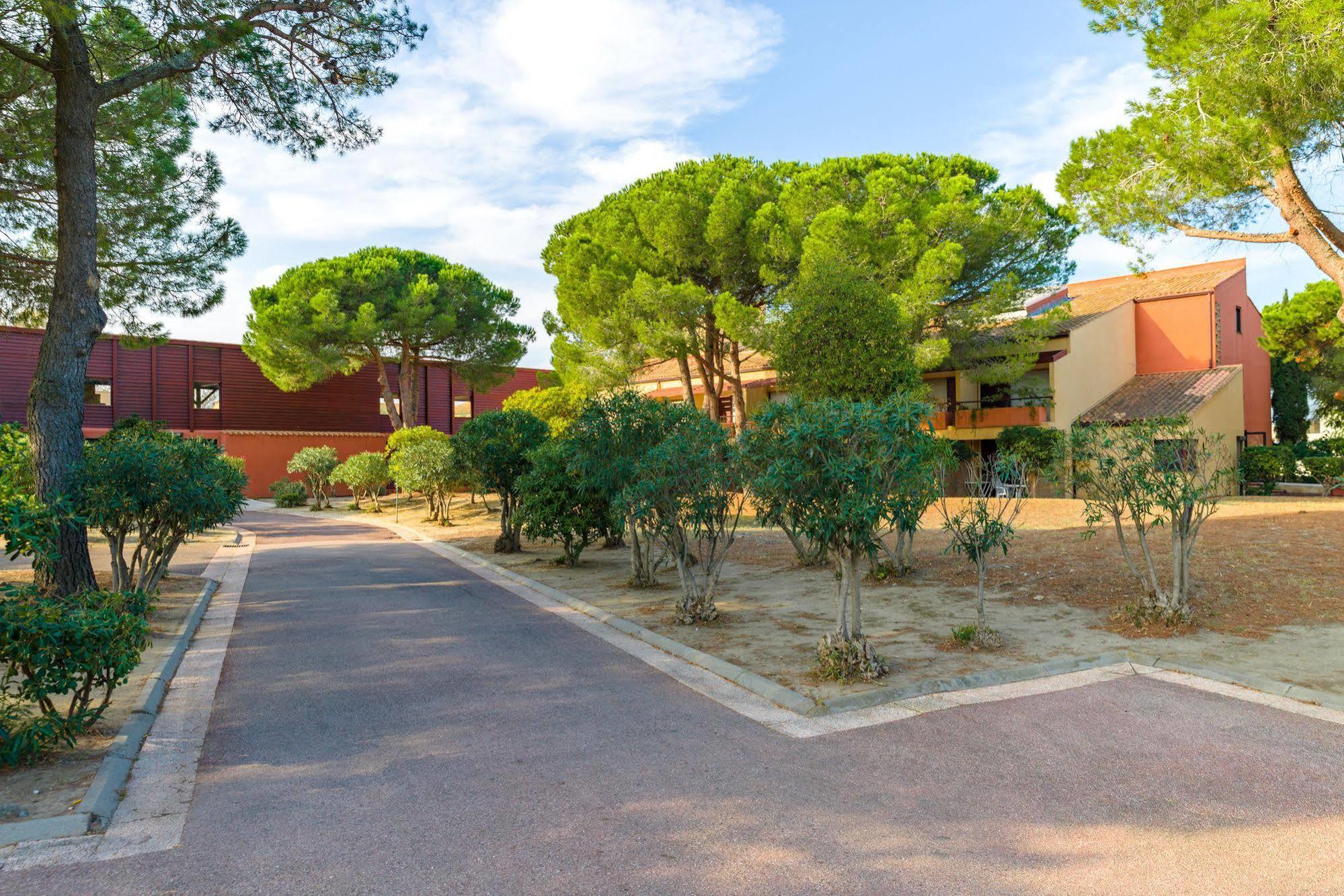 Lagrange Vacances Residence Du Golf Saint-Cyprien  Exterior photo