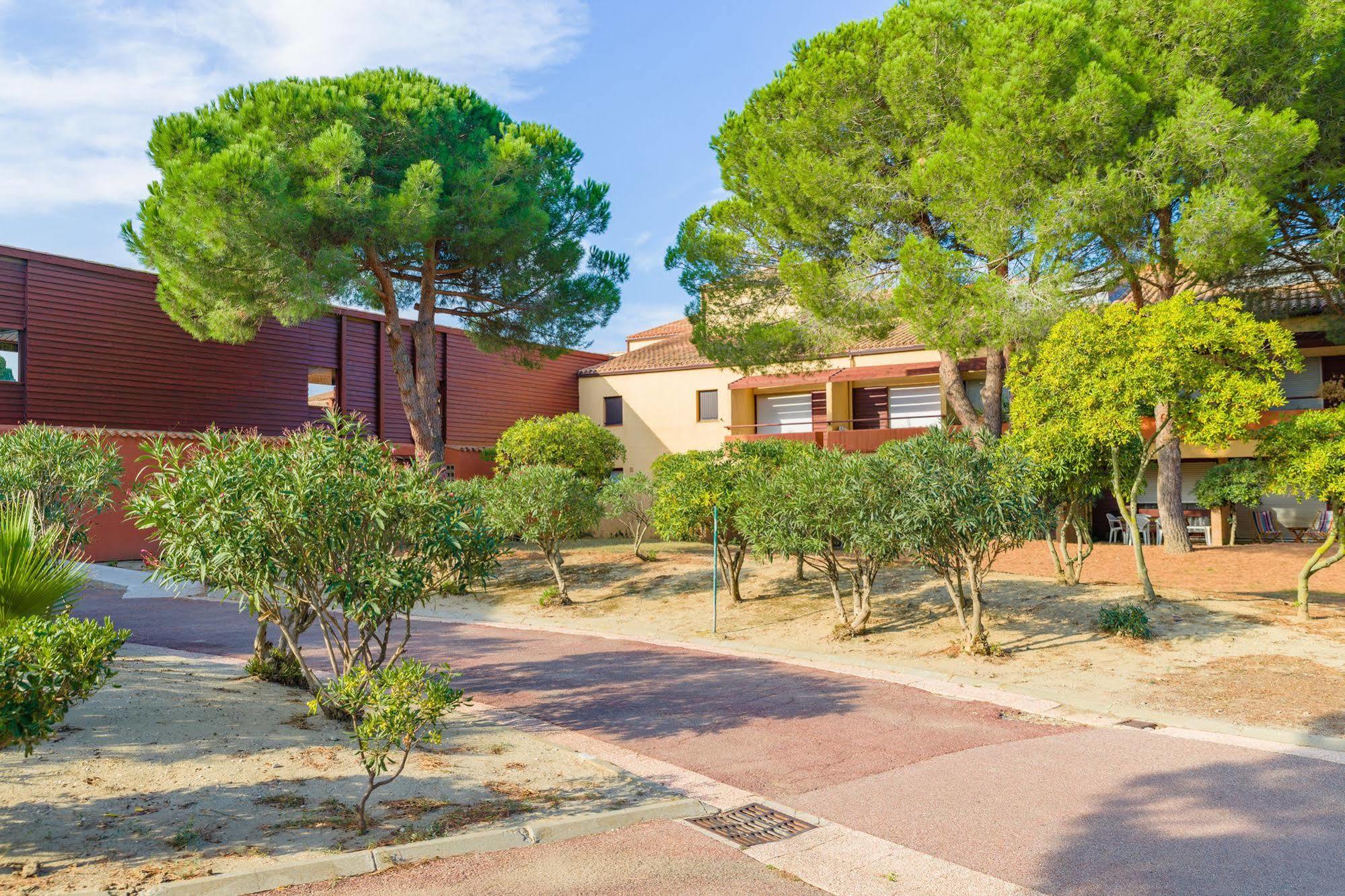 Lagrange Vacances Residence Du Golf Saint-Cyprien  Exterior photo
